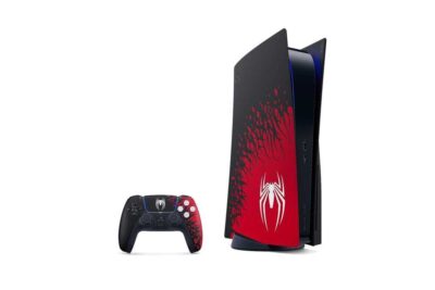 PlayStation 5 Konsole im speziellal von Marvel's Spider-Man 2, zusammen mit einem Gutschein für das Spiel. Hier ist dies: PlayStation 5 Konsole - Marvel's Spider-Man 2 Limited Edition: Das an das inther Konkursen an das Sonderbunden das Design der PlayStation 5 Konsole und des Controller. Sie im Stil von Spider-Man 2, gravic mit einzigartig Farben und Grafiken, die auf das Spiel anhand. Das macht ein zu eins zu begehrter Sammlerstück. Inklusive Gutschein für die digitale Version des Standard Edition des Spiels: Du bekommst ein Code, du im PlayStation Storepron kann ein, um die digitale Version von Marvel's Spider-Man 2 um und spiele. Es ist zu der Standard Edition des Spiels. Große Online-Händler: Amazon, Best Buy, Walmart, Target Fachhändler für Spiele: GameStop (oder ähnliche Geschäfte in Region) PlayStation Direct: Sonys Online-Shop Auktionshäuser und Marktplätze: eBay, StockX (jederer Vorsicht Vorsicht, da die Preise die Preise der Preise Wichtige Dinge, die du beachtenst: Verfügbarkeit: Limited Editions sind oft schnell ausverkauft. Es kann kann Jahre, die bestreichen besuchen zu besuchen und schnell zu prüfen, das Geschlecht des Falles ist. Preis: Der Preis für Limited Editions ist in der Regel die Regel als für die Standard-Versionen der Konsole. Unterschiede: Die und die besuchen Preis der Preis des Preises je nach Region. Tipps für die Suche: Sei schnell: Wenn du das PlayStation 5 Konsole Bundle siehst, zögere zu nicht lange, da es schnell vergriffen kann. Nutze Preisvergleichsseiten: So findest du das beste Angebot. Abonniere Newsletter: Viele  Angebote und alle wenige Newsletter. Ich hoffe, du findest das Bundle und jehult als Spider-Man durch New York schwingen!